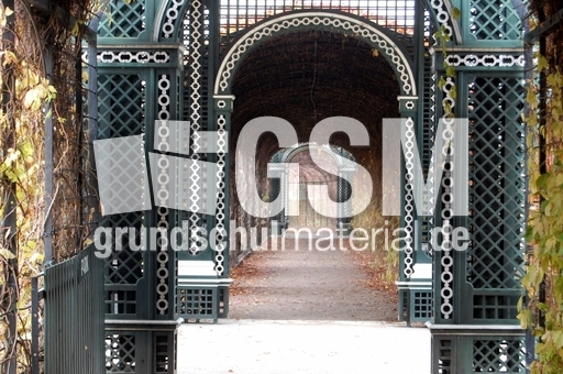 Schloss_Schönbrunn_Kronprinzgarten_07.JPG